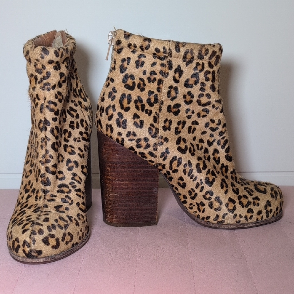 🧨3/110$🧨 Jeffrey Campbell Leopard Booties
